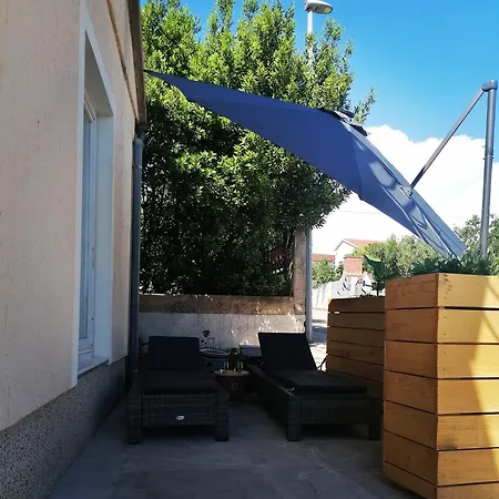 Haeuschen Am In Mit Privat Parkplatz Сasa de vacaciones