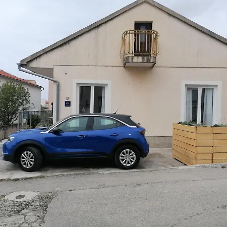 Haeuschen Am In Mit Privat Parkplatz Holiday home *